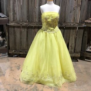 Long yellow gown. Beaded at the top front & back